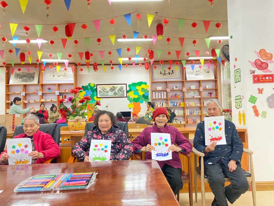 爱满感恩节，情暖老人心